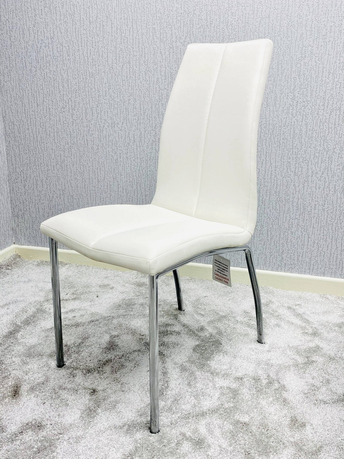 White Morano Dining Set with 4 Carlo Chair