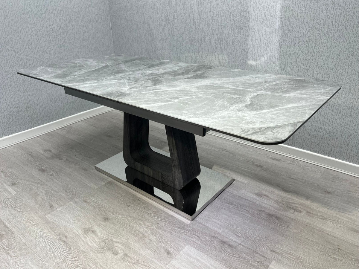Zermatt Extendable Dining Table with 6 Zermatt Chairs